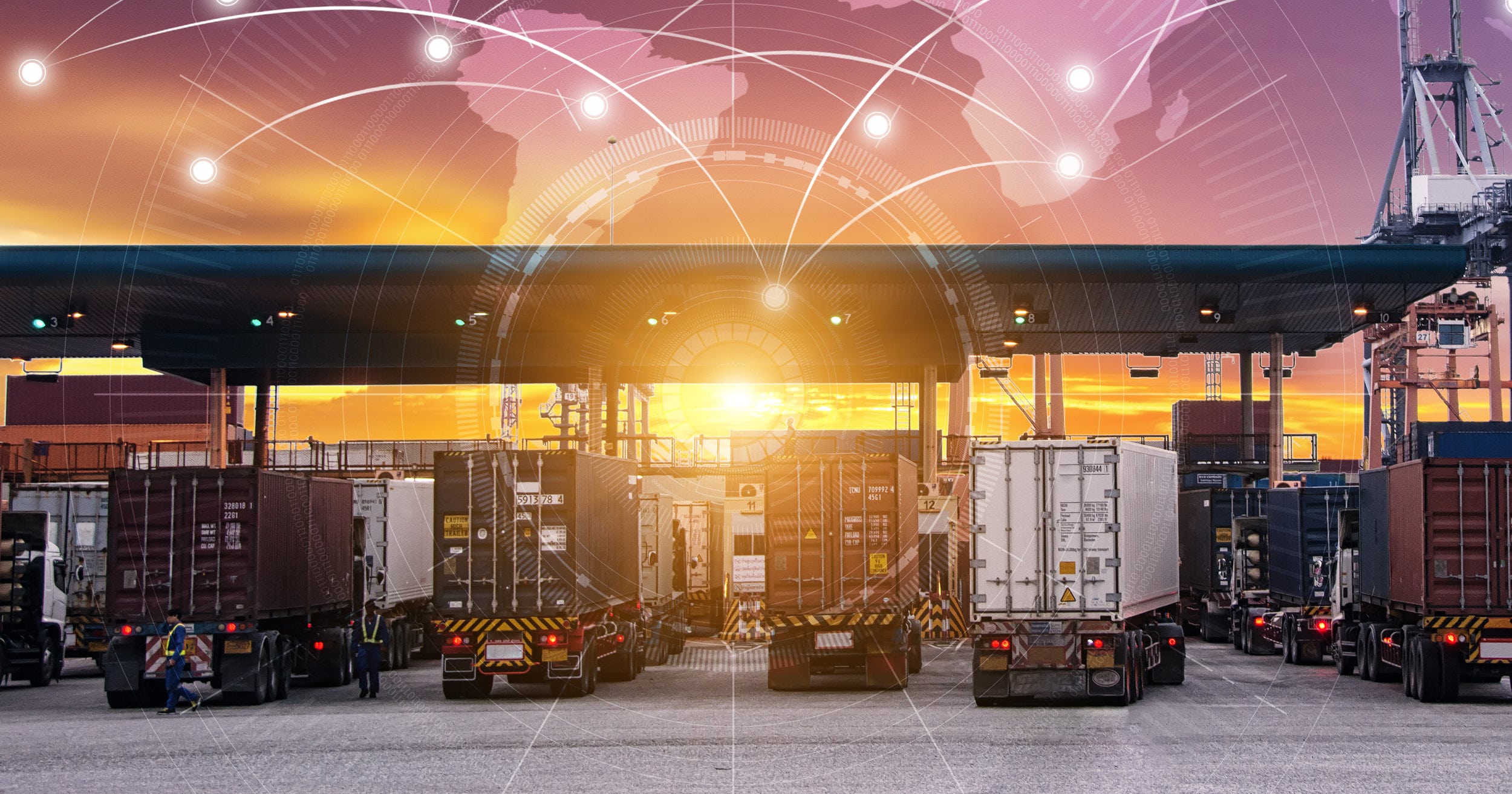 Digital-Transformation-Key-to-Build-True-North-American-Corridor2-002 trucks pulling up to border