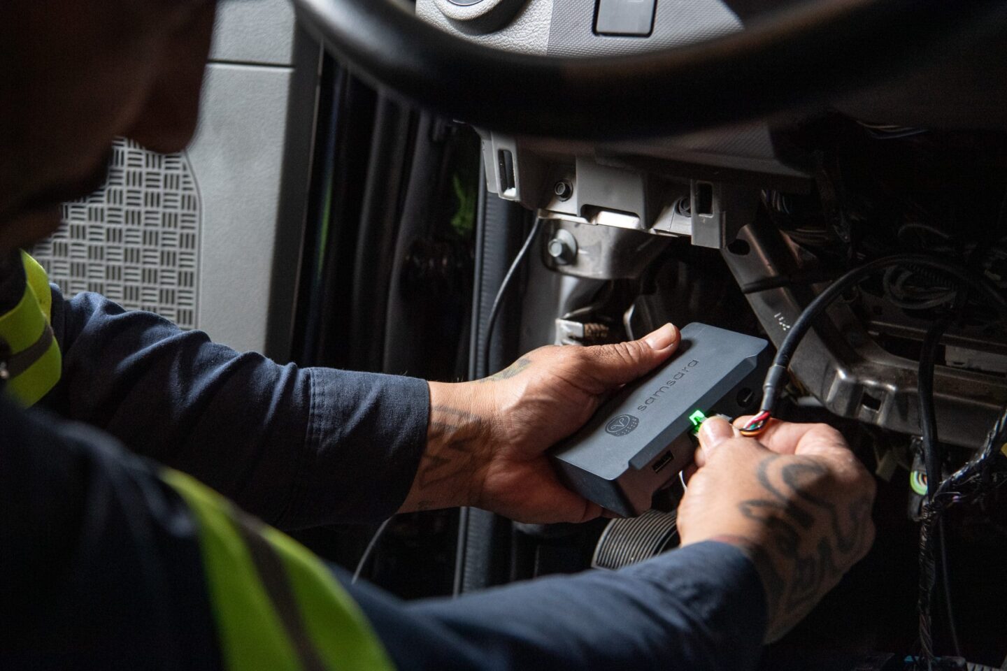 Uber Freight partners with Samsara to offer discounted ELDs and fleet management software
